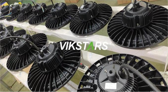Υψηλής ποιότητας 100W 150W 200W High Bay Lights Κλασικό σχεδιασμό για το έργο Industrial Lighting Warehouse 24